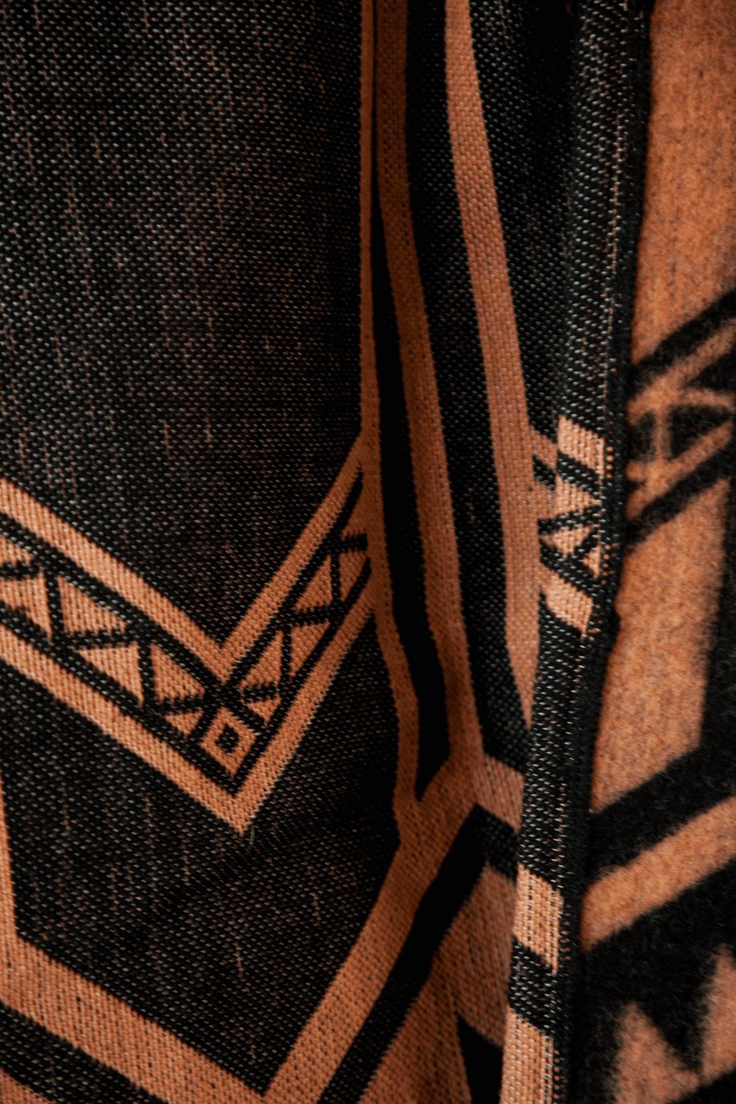 Driftwood Black-Brown Poncho