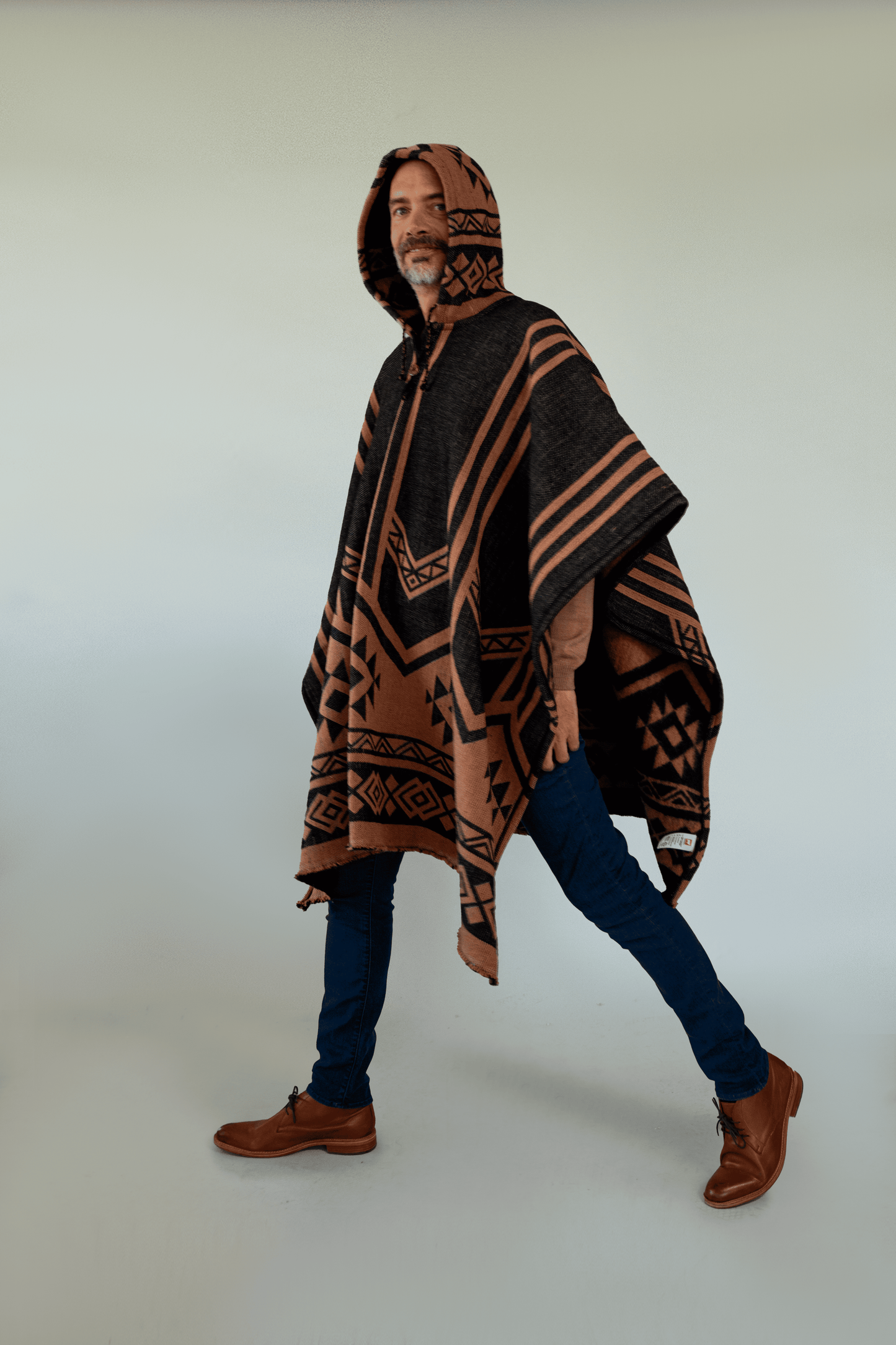 Driftwood Black-Brown Poncho