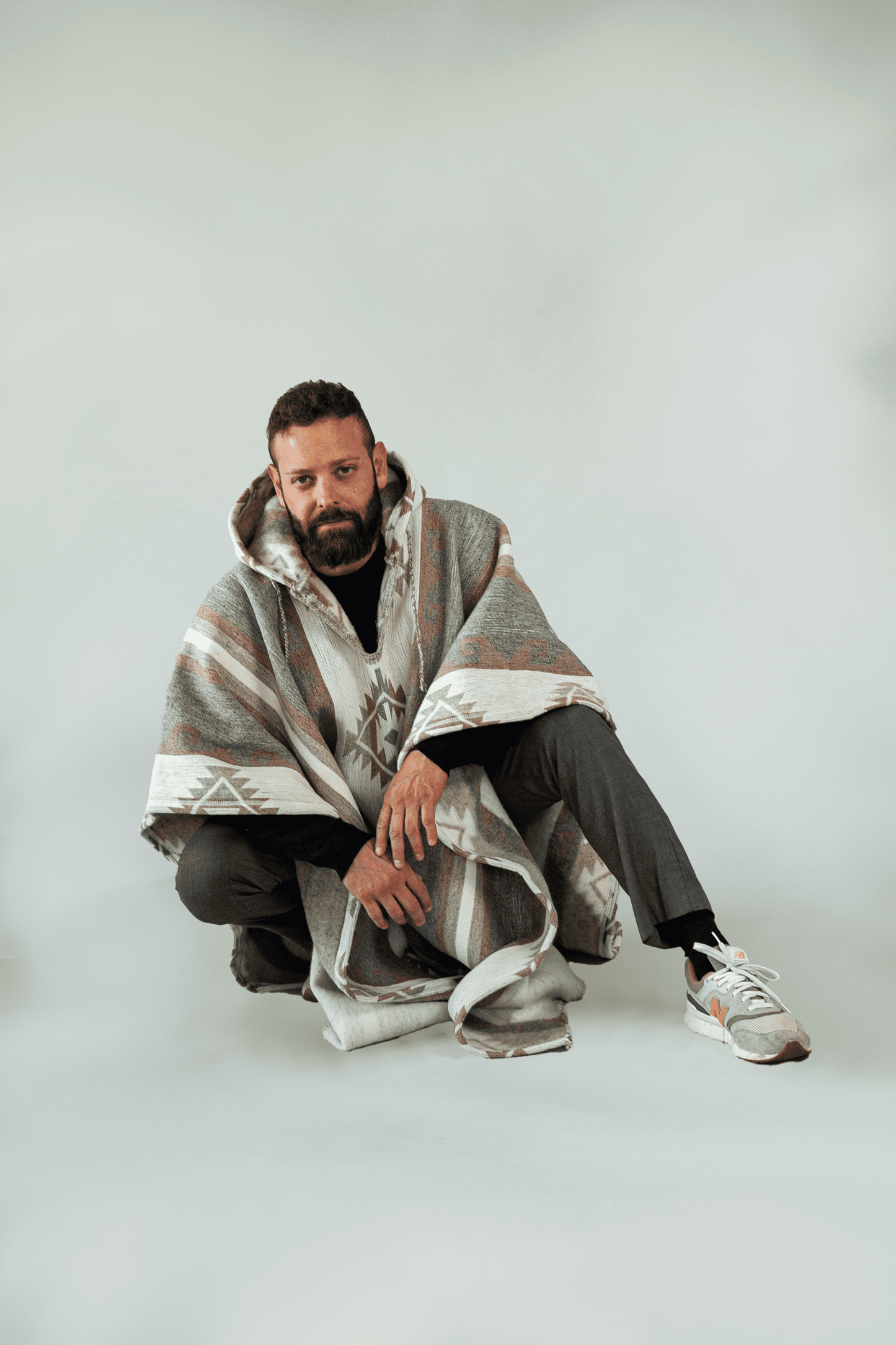 Boho White-Gray Poncho