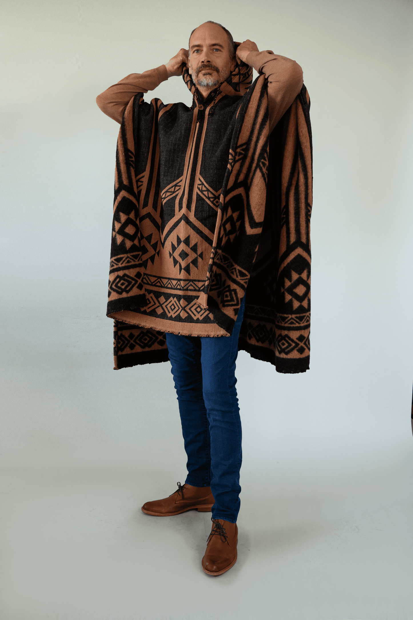Driftwood Black-Brown Poncho