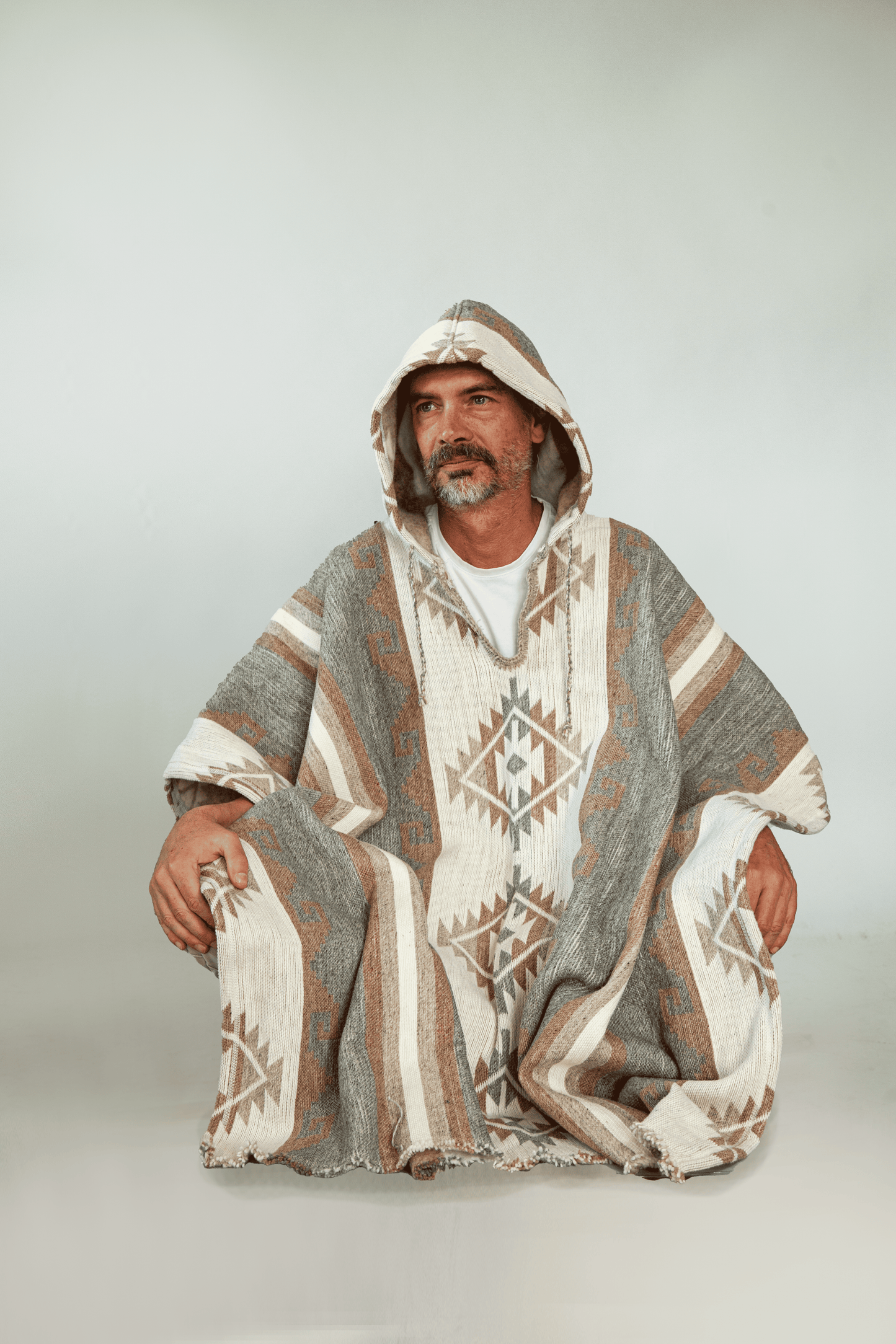 Boho White-Gray Poncho